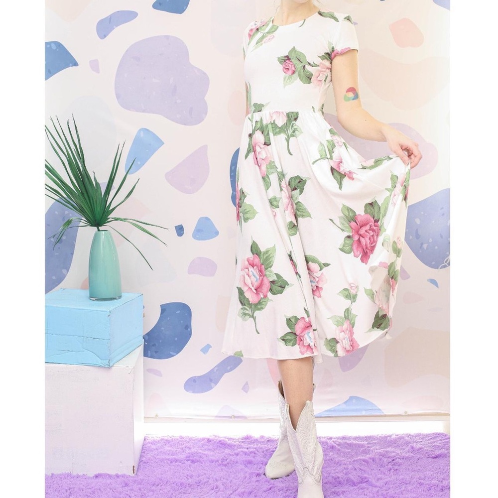 Vintage Carole Anderson White Rose Midi Dress
